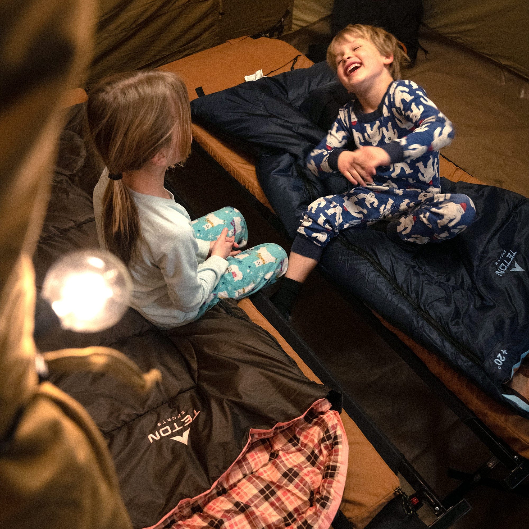 Celsius Junior 20˚F Sleeping Bag for Kids - Image 3