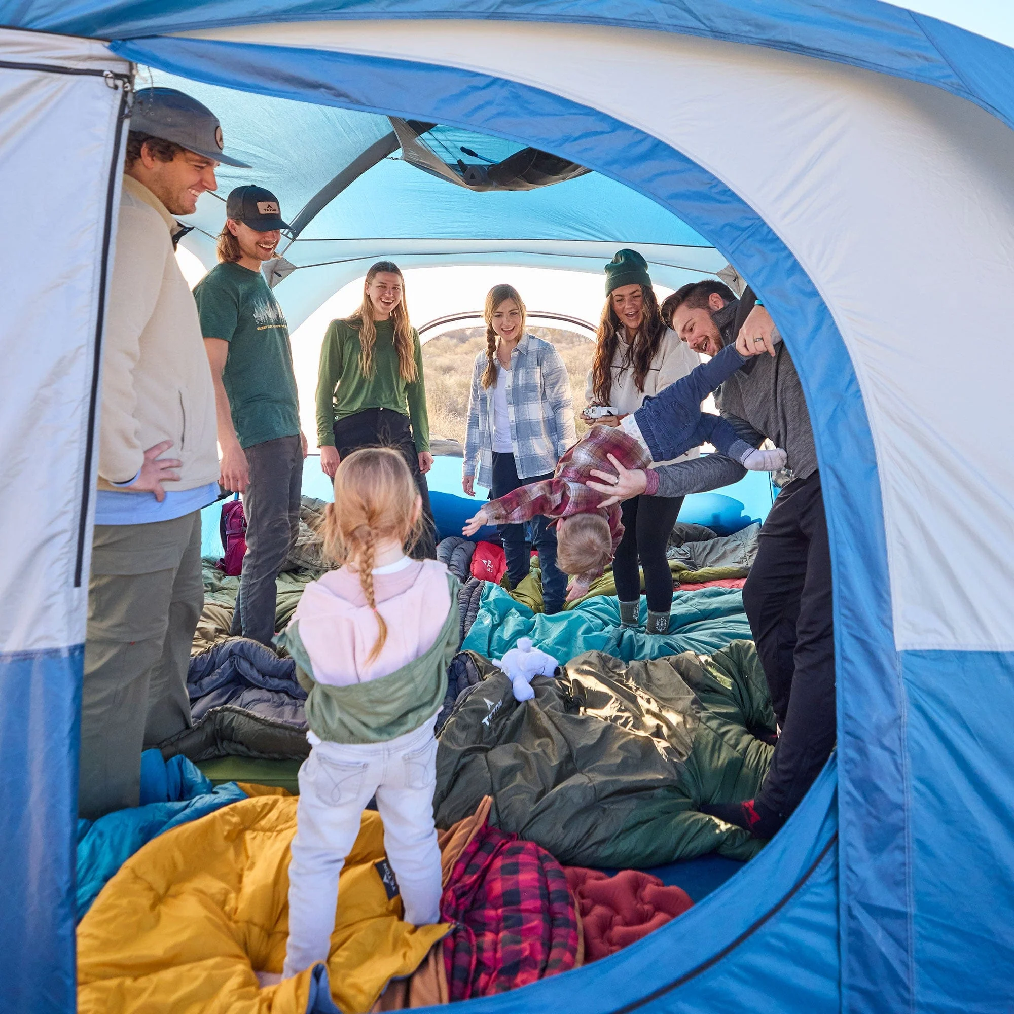 Hacienda 8-Person Family Tent - Image 5
